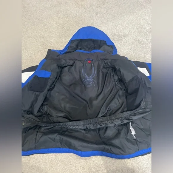 Spyder Hooded Outdoor Jacket,  Boys Size 14 Blue, Black, and White Ski Jacket - Picture 9 of 12